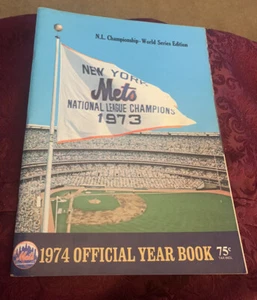 New York Mets 1974 Official Yearbook N.L. Championship World Series Edition NICE - Picture 1 of 3