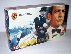 James Bond & Odd Job Model Kit 1:12 Scale Airfix - Picture 1 of 5