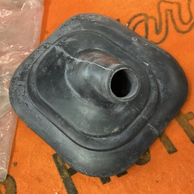 Boot Shift Lever For Toyota Corolla 1976  1977 1978 1979 NOS Genuine 58280-12010 - Image 1 of 4