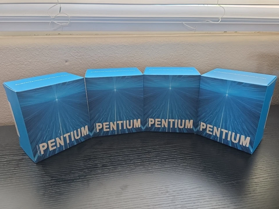 Lote de (4) Intel Pentium Dual-Core G860 SR058 3.00GHz 3MB LGA 1155 - Imagem 1 de 4