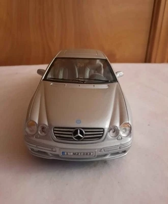 Mercedes Benz CL 600 Hardtop Scale 1/24 Die Cast Metal Made By Welly #2073 - Image 1 of 4