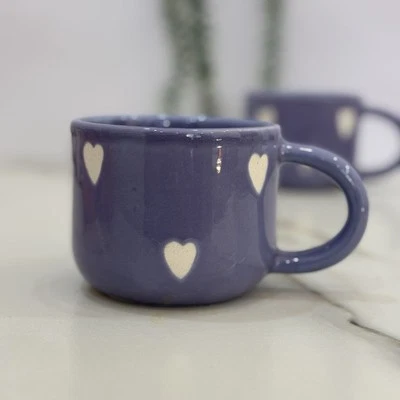 Taza de cerámica corazón púrpura hecha a mano taza de café romántica regalo para ella Foto 1 de 4