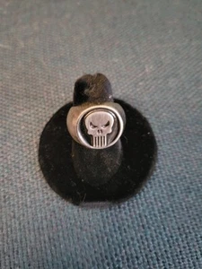 Marvel Punisher Silvertone Ring Size 6.5 2014 - Picture 1 of 5