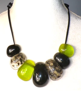 Sobral Mix Preto, Algas e Cana Bia Assorted Beads Artist Made Necklace - Picture 1 of 7