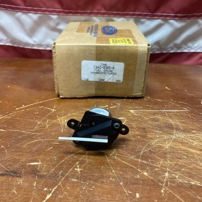 OEM Ford 1986-1989 MERCURY SABLE FUEL GAUGE E94Z-9305-A - Image 1 of 4