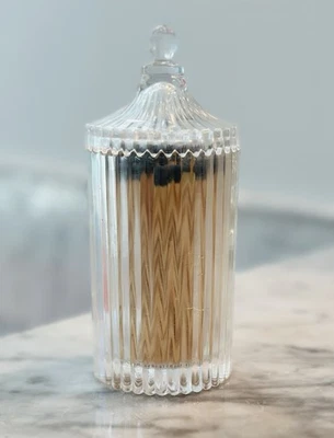 Hearth & Hand MATCHES RECIPIENTE DE VIDRIO CON TAPA Objetivo MAGNOLIA CLOCHE Luz de vela Foto 1 de 4