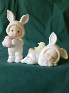 2 Enesco 1984 Morehead Lil Luv Bunting Child Bunny Rabbit Figurines EASTER a9 - Picture 1 of 7