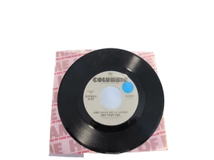 45 RECORD - JAMES TAYLOR AND J D SOUTHER - HER TOWN TOO - Imagen 1 de 1
