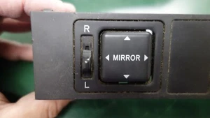 Hino Mirror Control and Panel - Picture 1 of 3