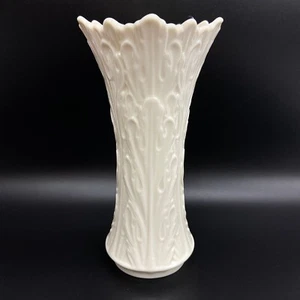 Vtg Lenox Vase Woodland Collection Ivory Cream w/ Leaves 8.5" Bone China - Picture 1 of 6