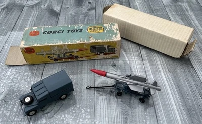 CORGI THUNDERBIRD MISSILE SET RAF LAND ROVER & MISSILE TROLLEY &BOX VINTAGE 1959 - Image 1 of 4