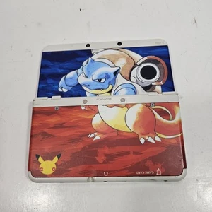 Consola Nintendo Nueva 3DS Pokemon Edición 20 Aniversario Charizard Probada en EE. UU. - Imagen 1 de 20
