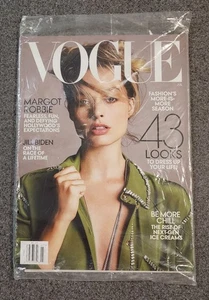 Vogue Magazine - July 2019 - Margot Robbie - New, Sealed - Imagen 1 de 2