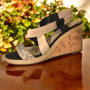 Attention Women Wedge Heels  - Picture 1 of 6