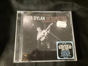 CD: BOB DYLAN "EN CONCIERTO: BRANDEIS UNIVERSITY 1963" 2011 7 PISTAS 886978474223 - Imagen 1 de 3