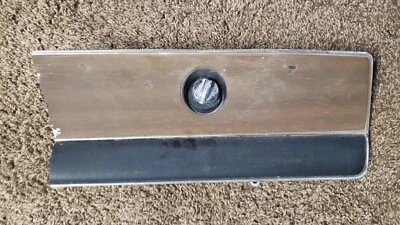 1971 1972 1973 1974 年道奇飞镖运动 PLYMOUTH DUSTER 拖把手套盒门 — 第 1/2 张图片