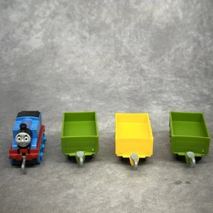 Thomas & Friends Diecast Thomas + Cargo Train Cars (plastic) Push Along - Picture 1 of 18