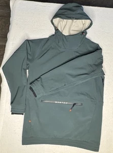 Chaqueta de esquí y nieve MONTEC Tempest ~ Soft Shell grande verde aislada - Imagen 1 de 12