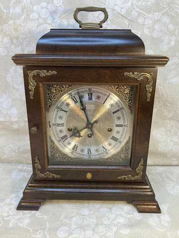 Hamilton Bracket Shelf Clock Key Wind Westminster Chimes Runs Strike & Chimes! Cover