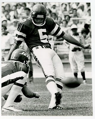 Pat Leahy - New York Jets '78 - Type 1 NFL 8x10 B&W Press photo 6.13 - Image 1 of 2