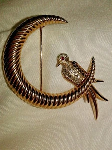 Extremely  Rare Joseph Mazer/ Jomaz Rhinestone Bird Pin Brooch Unusual Style EUC - Picture 1 of 7