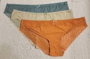 Lot Of 3 Lace Trim Silky Cheeky Panties XL