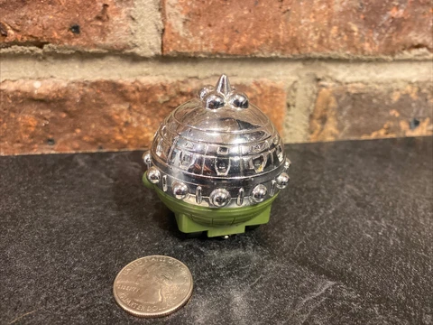 Vintage 1982 E.T. The Extra-Terrestrial Alien Spaceship Friction Toy- WORKS Cover