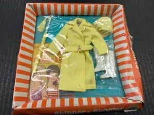 VINTAGE 1960's Mattel Skipper Rain or Shine #1916 set new damaged box NRFB - Picture 1 of 3