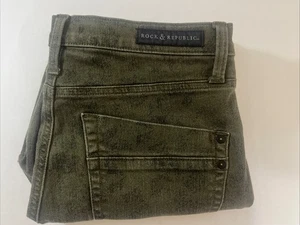 Rock & Republic Jeans Womens 12 Kashmiere Crop 5-Pocket Stretch Flex Green - Picture 1 of 7