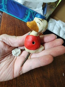 Frühe Komposition Donald Duck Figur Walt Disney Frühlingsspielzeug FÜR TEILE WIE BESEHEN - Bild 1 von 8