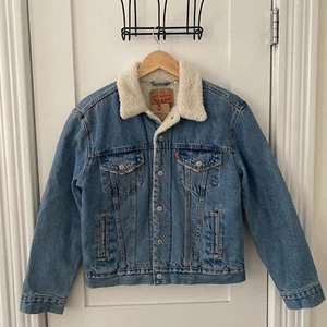 NWT Levi's Womens Ex-Boyfriend Sherpa Trucker Jacket Sze XS 361370069 Retro Fall - Picture 1 of 15