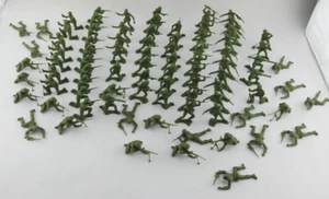 Vintage  Green Plastic Toy WWII Soldiers United States Army 80+ Pc Lot Apx 2" T - Picture 1 of 18