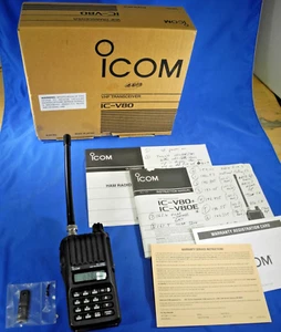 Ricetrasmettitore FM VHF SPORT ICOM IC-V80 con custodia batteria BP-263 in scatola! - Foto 1 di 23