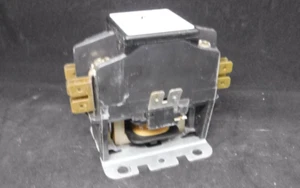 SIEMENS 45CG20AJX669 30A 600V COIL 24V - Bild 1 von 4