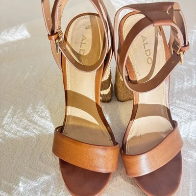 Sandalias ALDO Marrón 5" Tacón Bloque Talla 7 Correa Tobillo Estilo Alpargata Foto 1 de 4