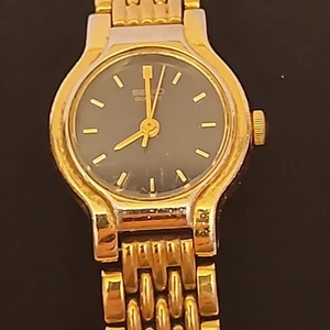 Seiko Damenuhr goldfarben Quarzuhr neue Batterie - funktioniert  - Bild 1 von 4