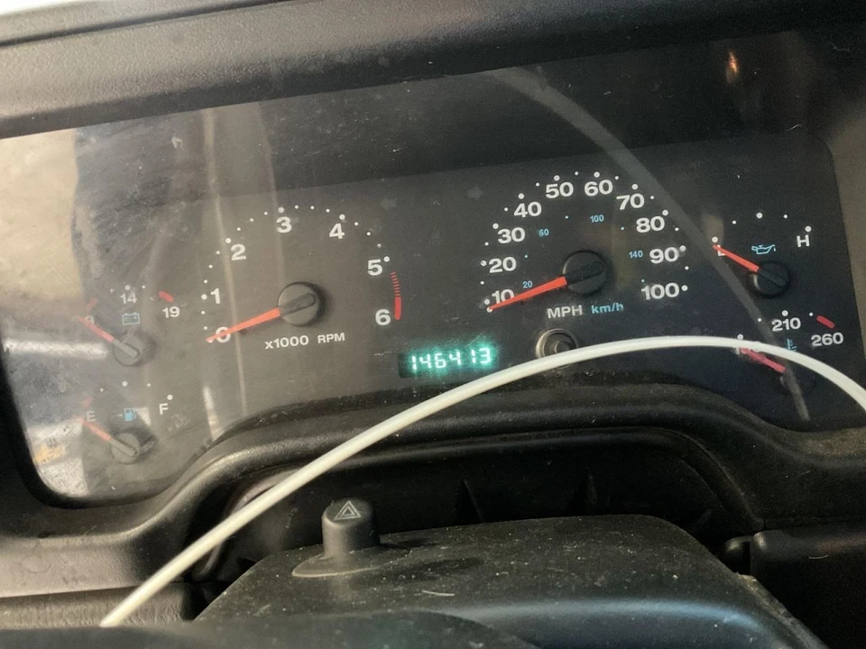Velocímetro Cluster MPH 100 compatible con 06 WRANGLER 4901603 Foto 1 de 1
