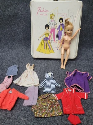 Lote de estuche de moda para muñeca Barbie vintage con ropa y accesorios Mattel Foto 1 de 4