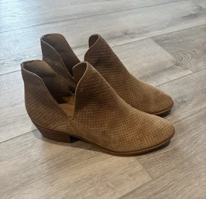 Lucky Brand Stiefel Damen 6,5 Cut Out Booties braun Wildleder zum Überziehen perforiert - Bild 1 von 6