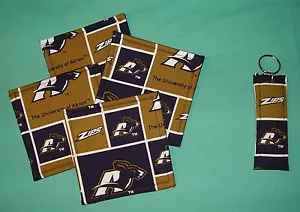 Neu UNTERSETZER 4er Set und/oder Schlüsselanhänger Schlüsselring University of AKRON REISSVERSCHLÜSSE Handarbeit - Bild 1 von 4