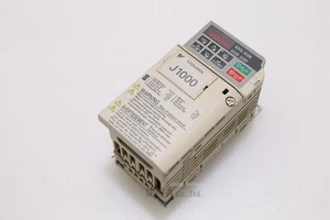 YASKAWA Inverter Usato J1000 CIMR-JT2A0002BAA REV:A 200W VFD DRV-I-115=9E33 - Foto 1 di 10