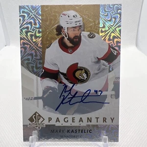 Mark Kastelic 2022-23 SP Auténtico Gold Pageantry Auto Ottawa Senators - Imagen 1 de 2