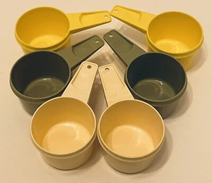 6 Vintage 2/3 c Tupperware Measuring Stacking Cups Stacking Almond Green Yellow - Picture 1 of 4