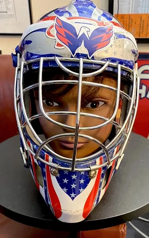 Washington Capitals Unsigned Franklin Sports Replica Full-Size Goalie Mask Cover