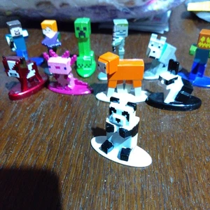 Sammlerstück Kraft Metallfiguren Jade Panda Spielfigur Metall - Bild 1 von 3