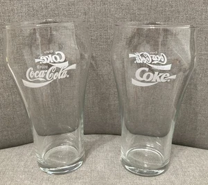 (2) 6 pollici vintage Enjoy Coca-Cola/Enjoy Coca-Cola trasparente 16 once Occhiali. Mai usato. - Foto 1 di 4