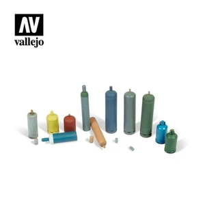 VALSC209 - Vallejo Scenics - 1:35 Modern Gas Bottles - Picture 1 of 1