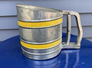 Vintage farmhouse kitchen steel Foley Sift-Chine sifter butter yellow bands - Picture 1 of 5