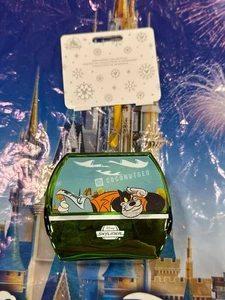2025 Disney Parks Skyliner Goofy Pete Horace Clarabelle Vidrio Adorno de Navidad - Imagen 1 de 4