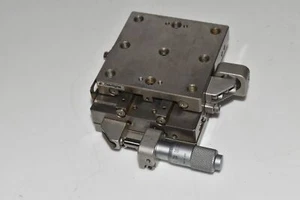 *JM* OptoSigma 2 9/16" x 2 9/16" Linear Stage (MSP91) - Picture 1 of 2
